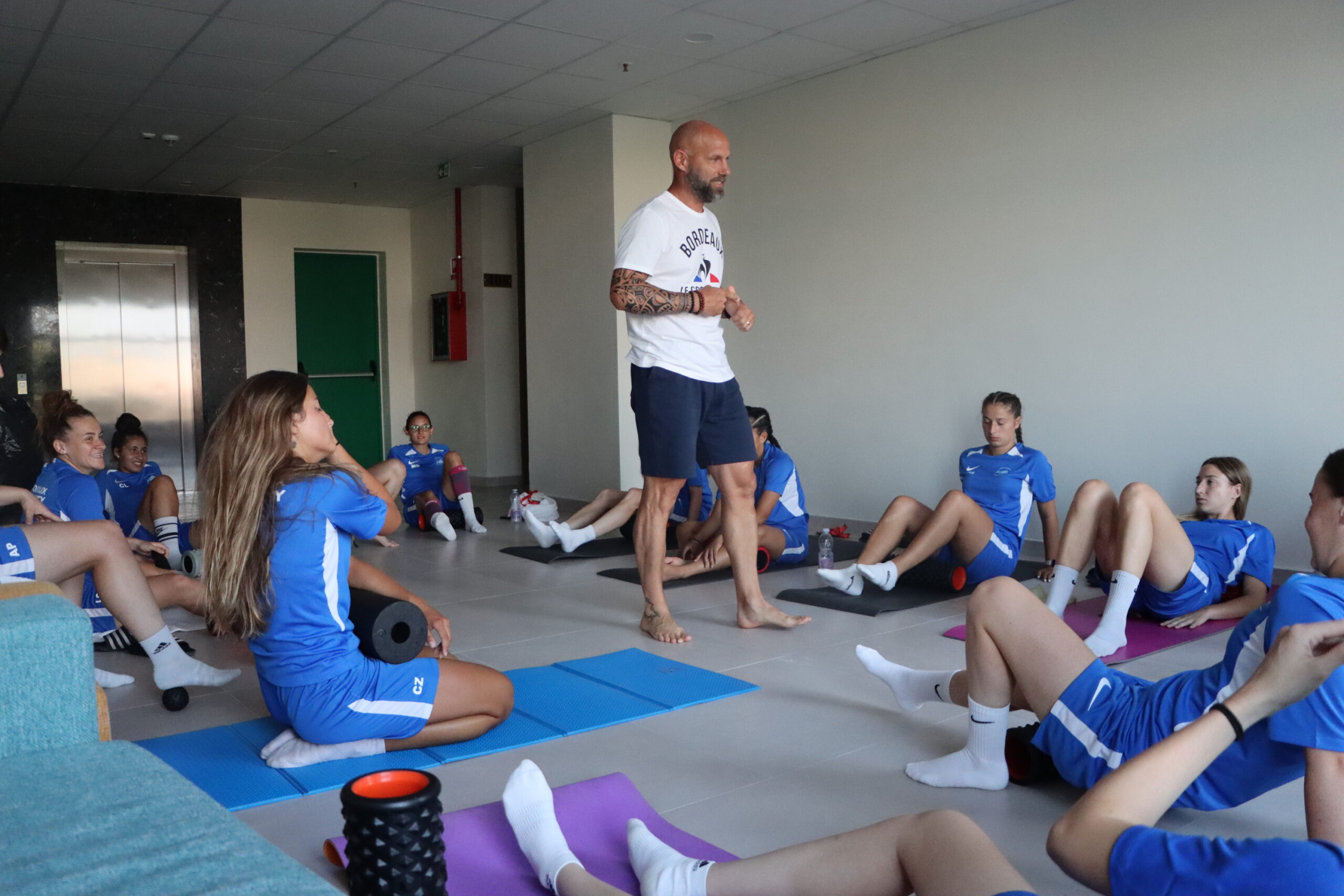 coaching équipe de football féminine championne d'europe universitaire 2023