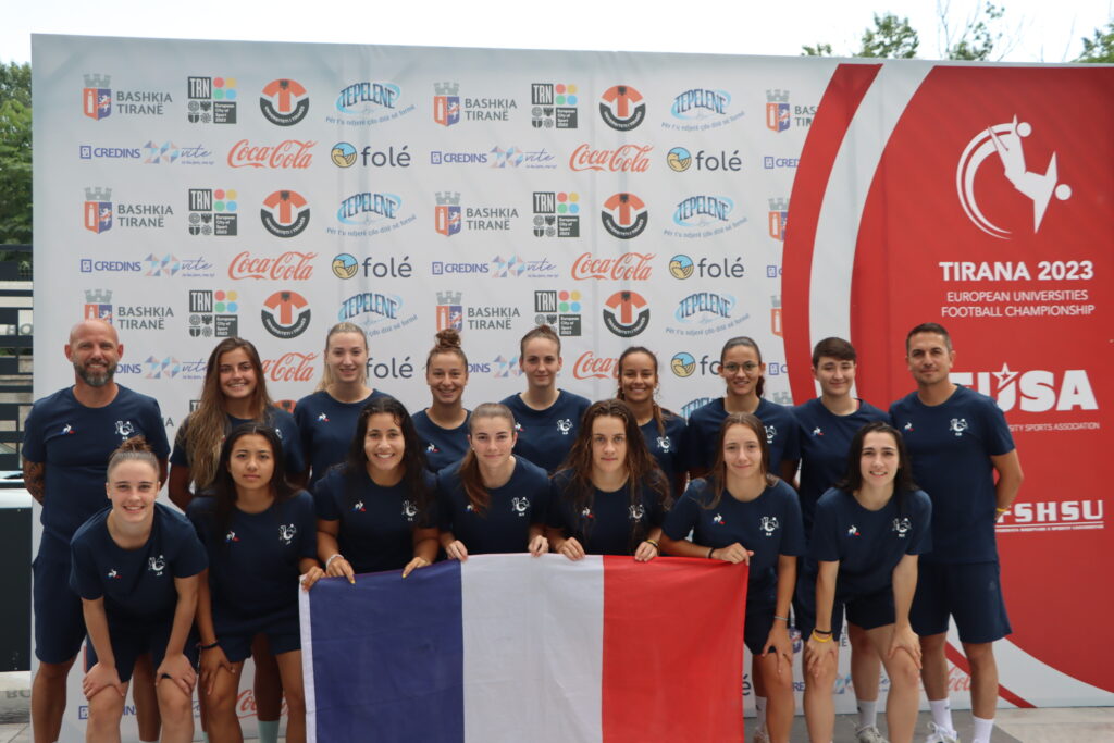 équipe championne d'europe de football universitaire 2023