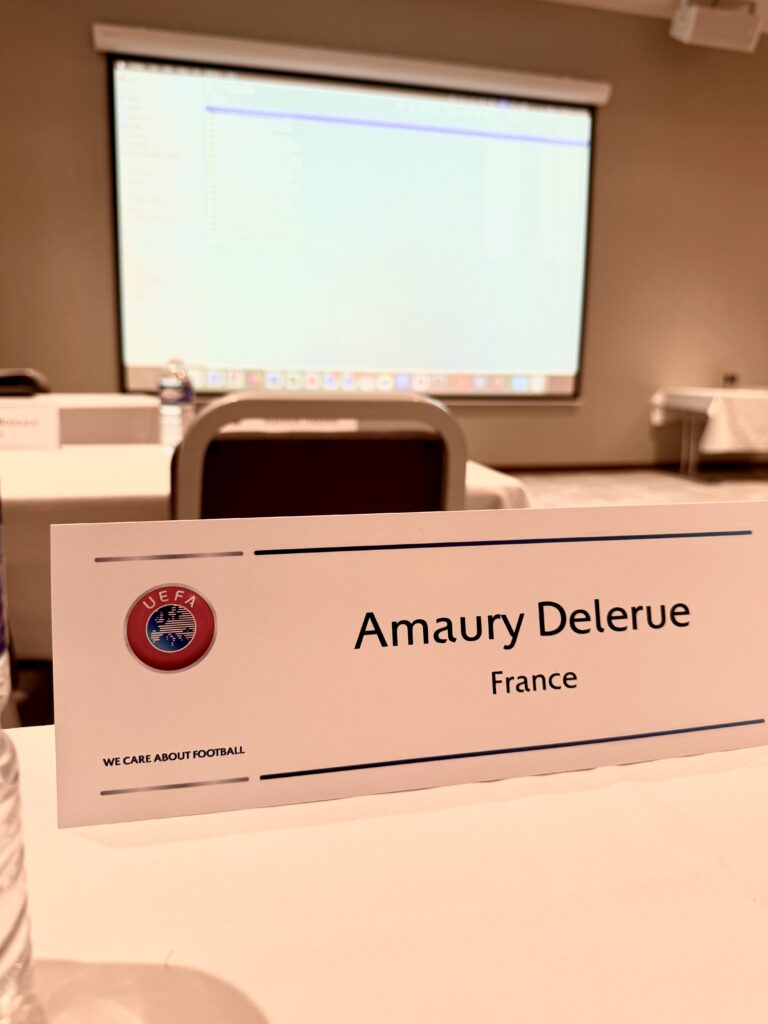 manager-instructeur des arbitres 4